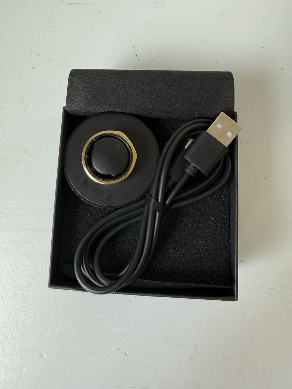 Oura Ring Gen 3 Heritage Gold US Size 10 Ring and Charger